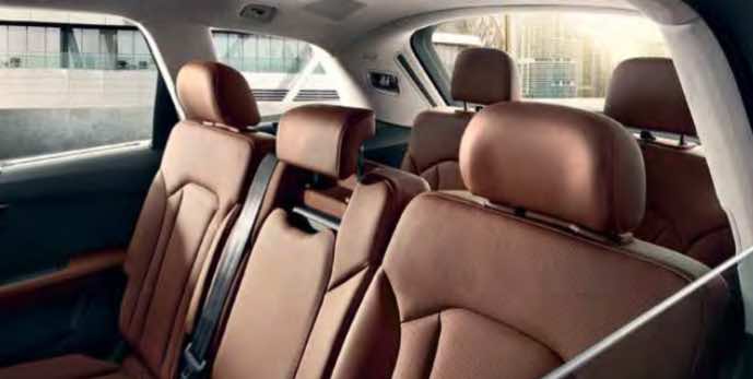 Audi-Q7 2015 Seating