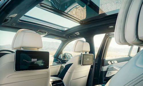 BMW X7 interior entertainment package