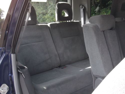 Suzuki Grand Vitara rear seats