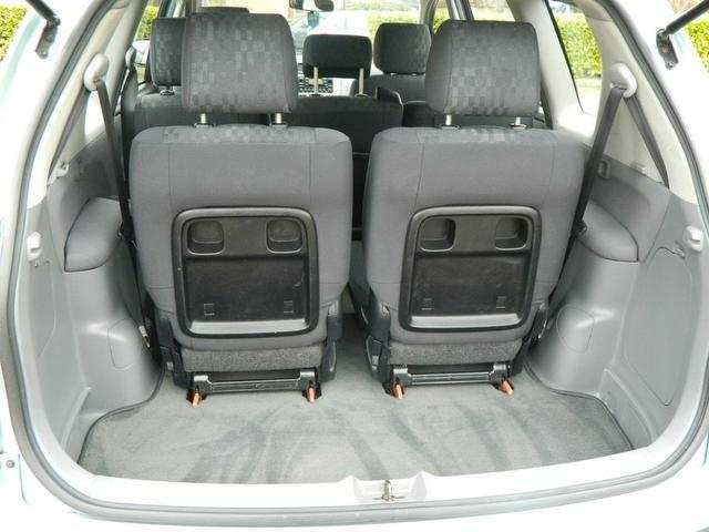 Toyota Verso removeable rear Seats